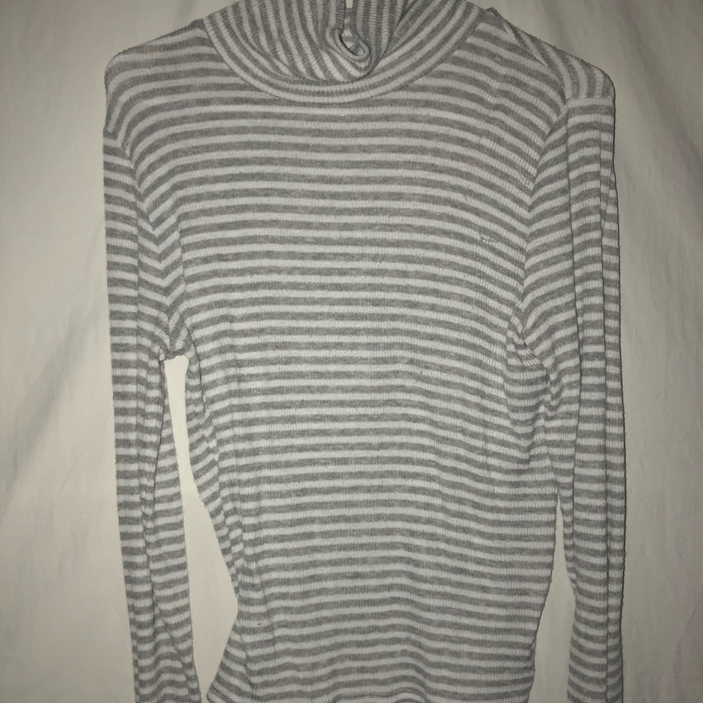 Striped turtle neck